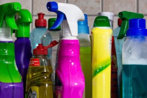 reinigungsmittel_IIplastic-4043071_640_pixabay